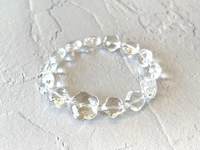 お花キラキラブレス❤️ 子供用ブレスレット キラキラ お花 - メルカリ