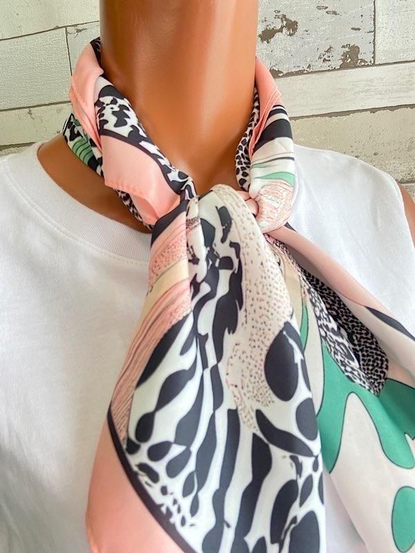 インポートスカーフ/ピンクゼブラ｜スカーフアレンジ｜バッグスカーフ
