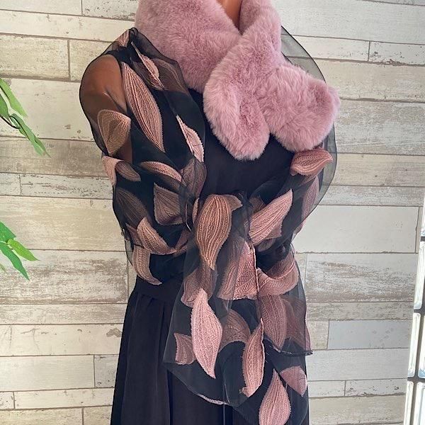 *フランスインポート|大判&ロングスカーフ・ストール|シースルー羽織りショール/ピンク葉っぱの刺繍