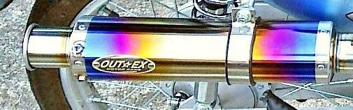 しりもち OUTEX CT125 アップタイプマフラー JA55 CT125 ハンターカブ JA55 OUTEX UPマフラー アップマフラー アウ