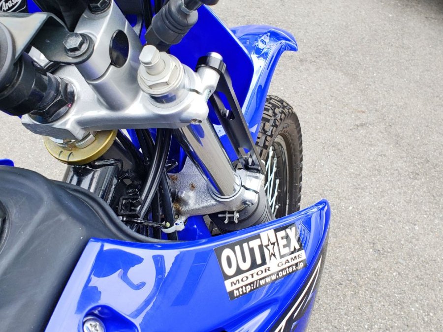 TTR125 ステアリングステムスタビライザー　ブラックアルマイト - バイクマフラー・バイク　パーツ　通販：OUTEX