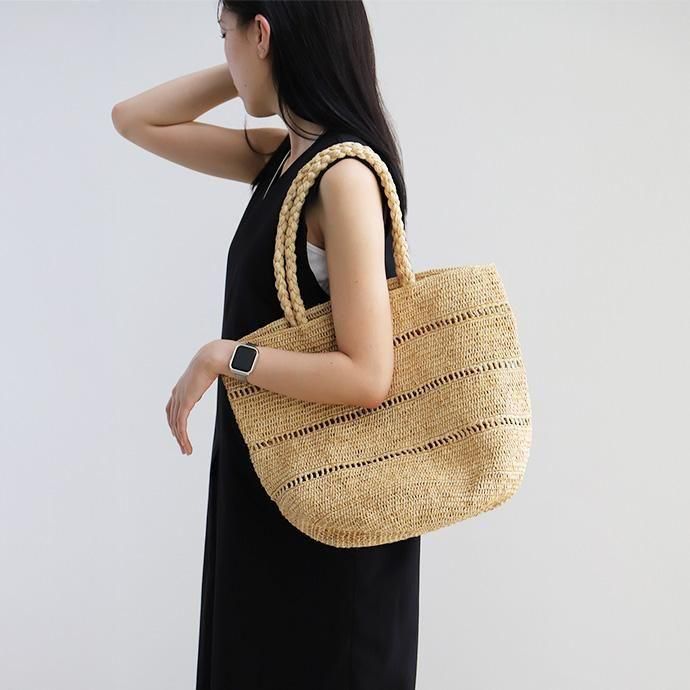 バッグ MADE IN MADA ALICE M LACE BAG MADE IN MADA」のトートバッグ(ALICE M LACE BAG)を計4名に