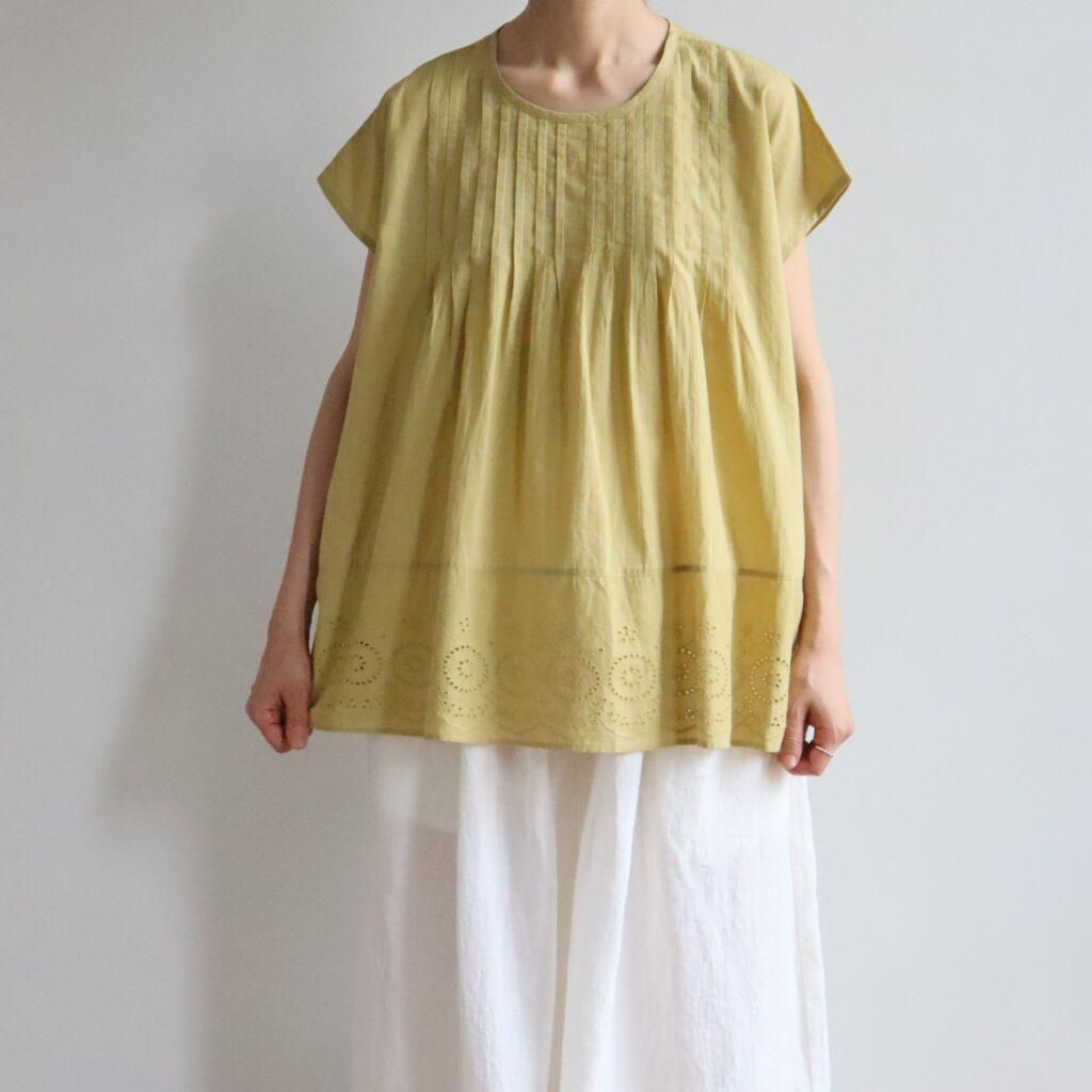 SOIL｜80s VOILE PLAIN WITH CUT WORK LACE CREW-NECK FRENCH/SL SHIRT WITH PINTUCK