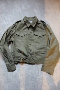 <img class='new_mark_img1' src='https://img.shop-pro.jp/img/new/icons1.gif' style='border:none;display:inline;margin:0px;padding:0px;width:auto;' />VINTAGE / 1950s BRITISH ARMY JACKET / Olive