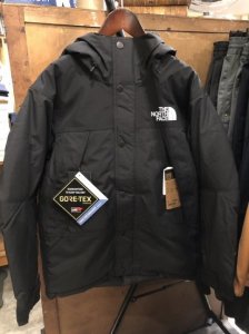 <img class='new_mark_img1' src='https://img.shop-pro.jp/img/new/icons1.gif' style='border:none;display:inline;margin:0px;padding:0px;width:auto;' />THE NORTH FACE Ρե/Mountain Down Jacketޥƥ󥸥㥱å/ND91930/BLACK