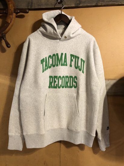 TACOMA FUJI RECORDS/タコマフジレコーズ】COLLEGE LOGO HOODIE /GRAY