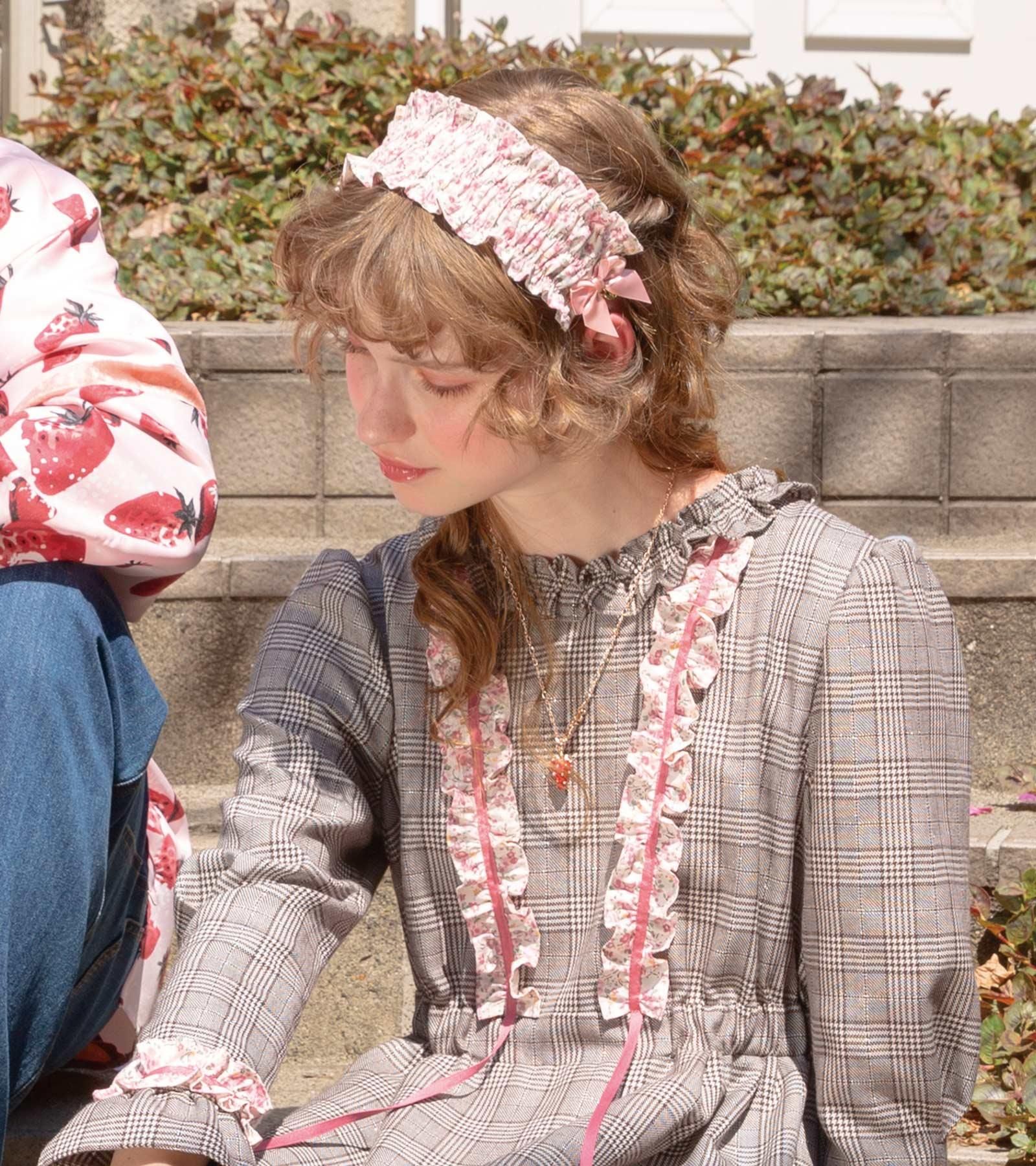 Berry Kiss ネックレス | 甘酸っぱい苺デザイン - MILK MILKBOY