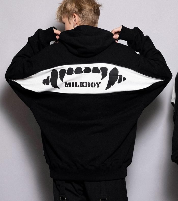 ZIP FANG HOODIE - MILK MILKBOY OFFICIAL ONLINE SHOP | milk inc.