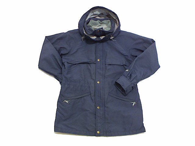 Windy Pass By The North Face / Nylon Gore-tex Mountain Parka - Cosmic  Jumper ONLINE SHOP