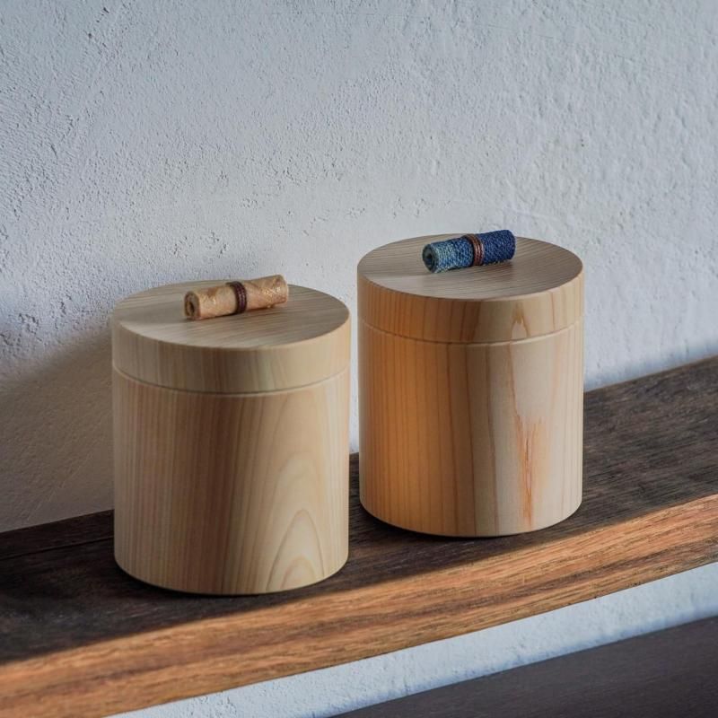 骨('97仏/ポルトガル) のど仏が納まるひのきの骨壷-藍染- 喉仏を納骨できる木の手元供養品