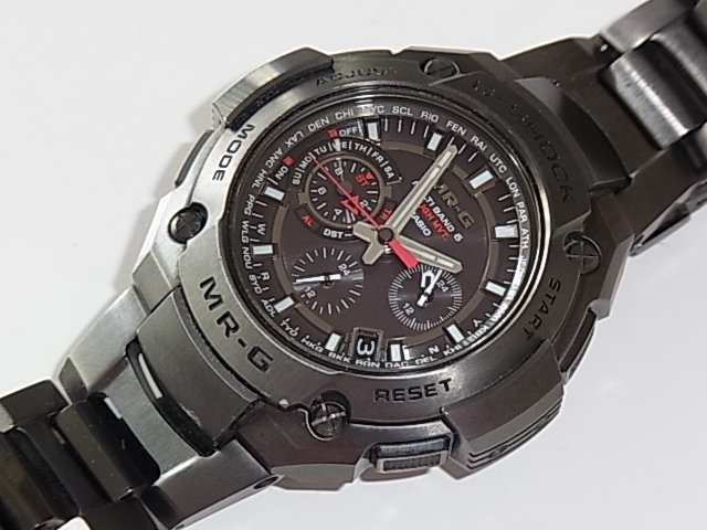 CASIO MRG-8100B 電波ソーラー 　腕時計 G-SHOCK60kHz