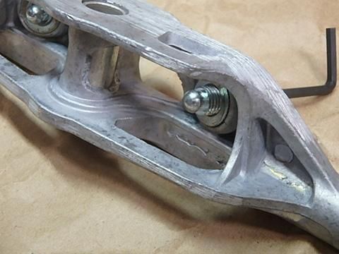 SEISMIC スプリングトラック ウィール付 Seismic Trucks - すりこぎダイアリー