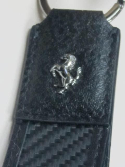 新品 Ferrari キーホルダー カーボンファイバー フェラーリ