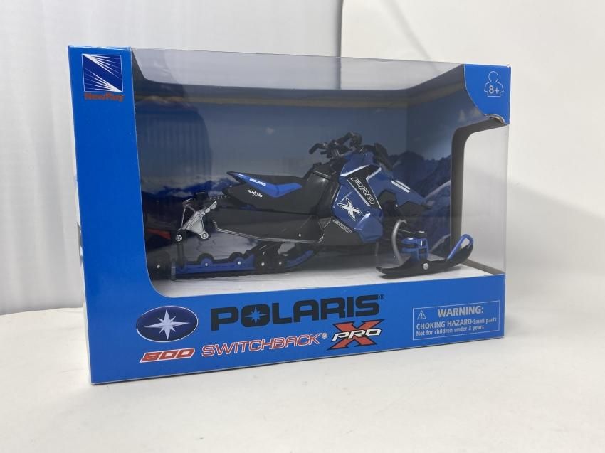 スノーモービル ダイキャスト POLARIS PRO-X 800 BLUE SNOWMOBILE 1:20 SCALE- スノーモービル 用品をカナダから発送『スノーテックカナダ』