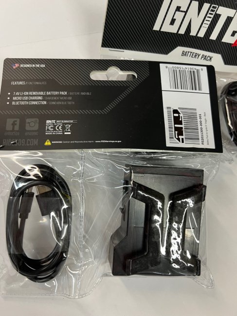 509 スノーモービル IGNITE S1 ゴーグル用 バッテリーパック BATTERY PACK GOGGLE -  スノーモービル用品をカナダから発送『スノーテックカナダ』