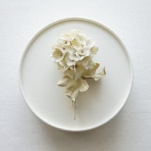 Corsage  Viburnum snowball beige 