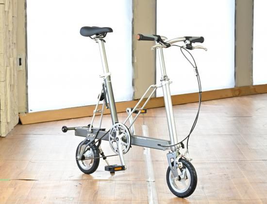 CarryMe エアタイヤ マットグラファイト - Cycle Shop NAKAHARA Web Shop