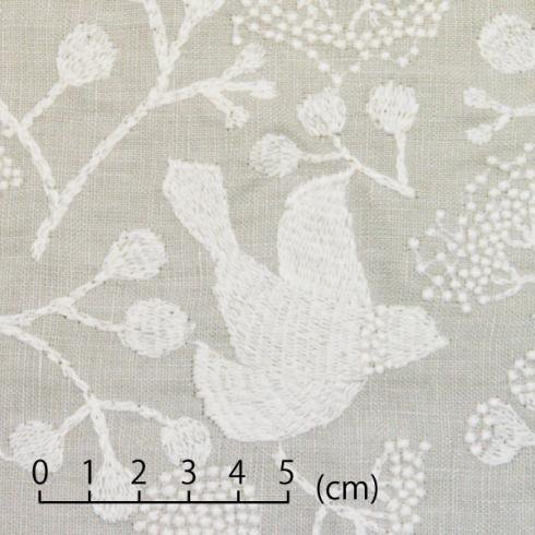 刺繍生地 bird garden　ベージュ（麻） - 点と線模様製作所