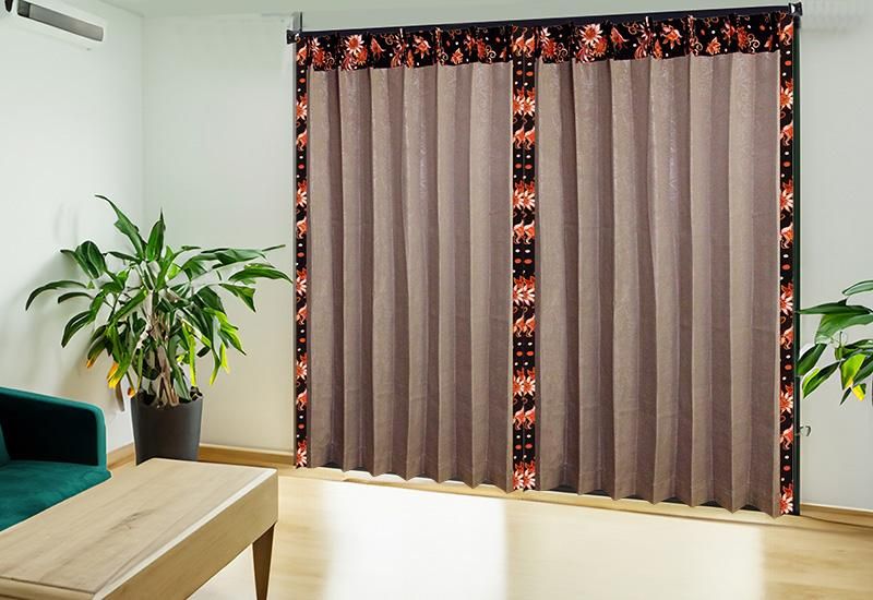 おしゃれなメンズカーテン MEBEフランジパニTシリーズのご利用イメージ