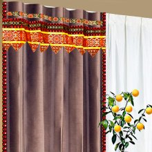 アジアン カーテン かわいい 遮光1級 ブラウン色 ライン テルティナのイメージ