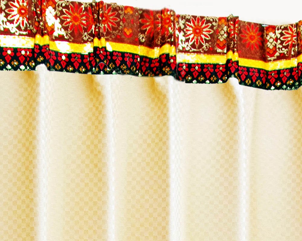 アジアン カーテン おしゃれ 遮光2級 イエロー色 ミニチェック柄 《スパイシーTテルティナ》の上飾り
