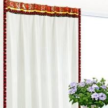 豊穣と運気の上昇を意味する立湧く太陽神柄を描いた、おしゃれなアジアン布バティック飾りとストライプ柄ミラーレース生地とのコラボレーションがお部屋をスタイリッシュでモダンなリゾートホテル風インテリアにコーディネイト・喫茶店 レストラン 飲食店 ダイニング バリ 店舗 ホテル プライベートブランド 部屋 リビング 寝室 インテリア class=