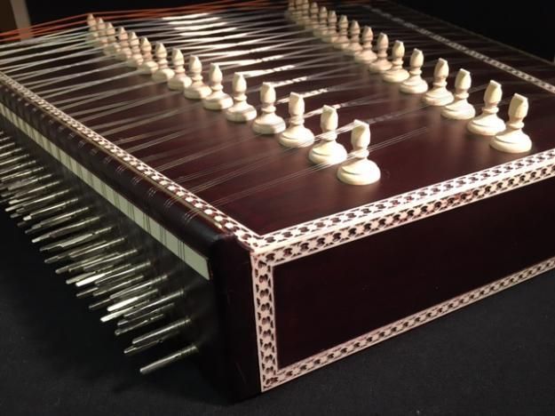 サントゥール Santoor Paloma社製 チカリ4弦カスタムモデル 民族楽器コイズミ