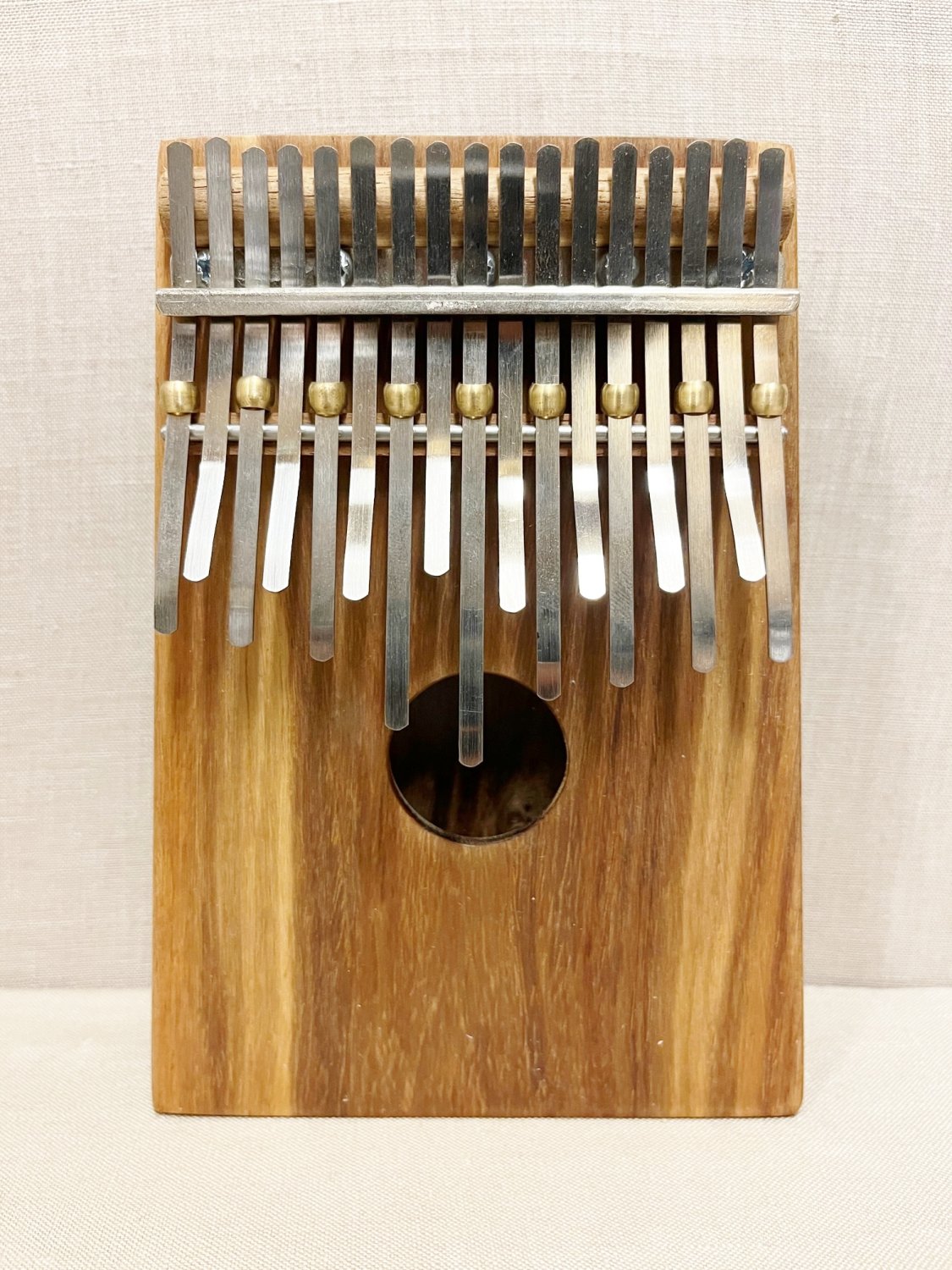 17音カリンバ 蝶 マホガニー製 アフリカ民族楽器