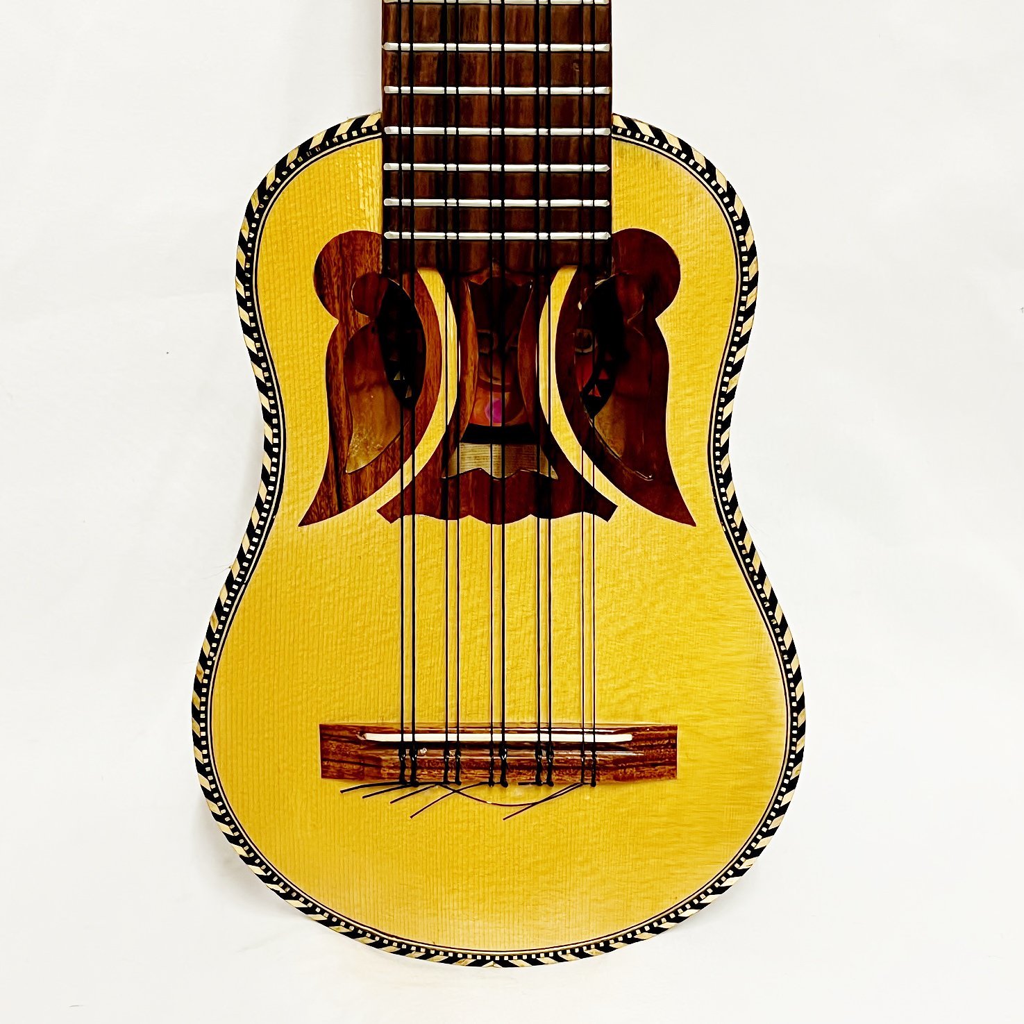 中古美品・委託販売品）チャランゴ Charango Gamboa製 アルマジロボディ ① - ::民族楽器コイズミ::