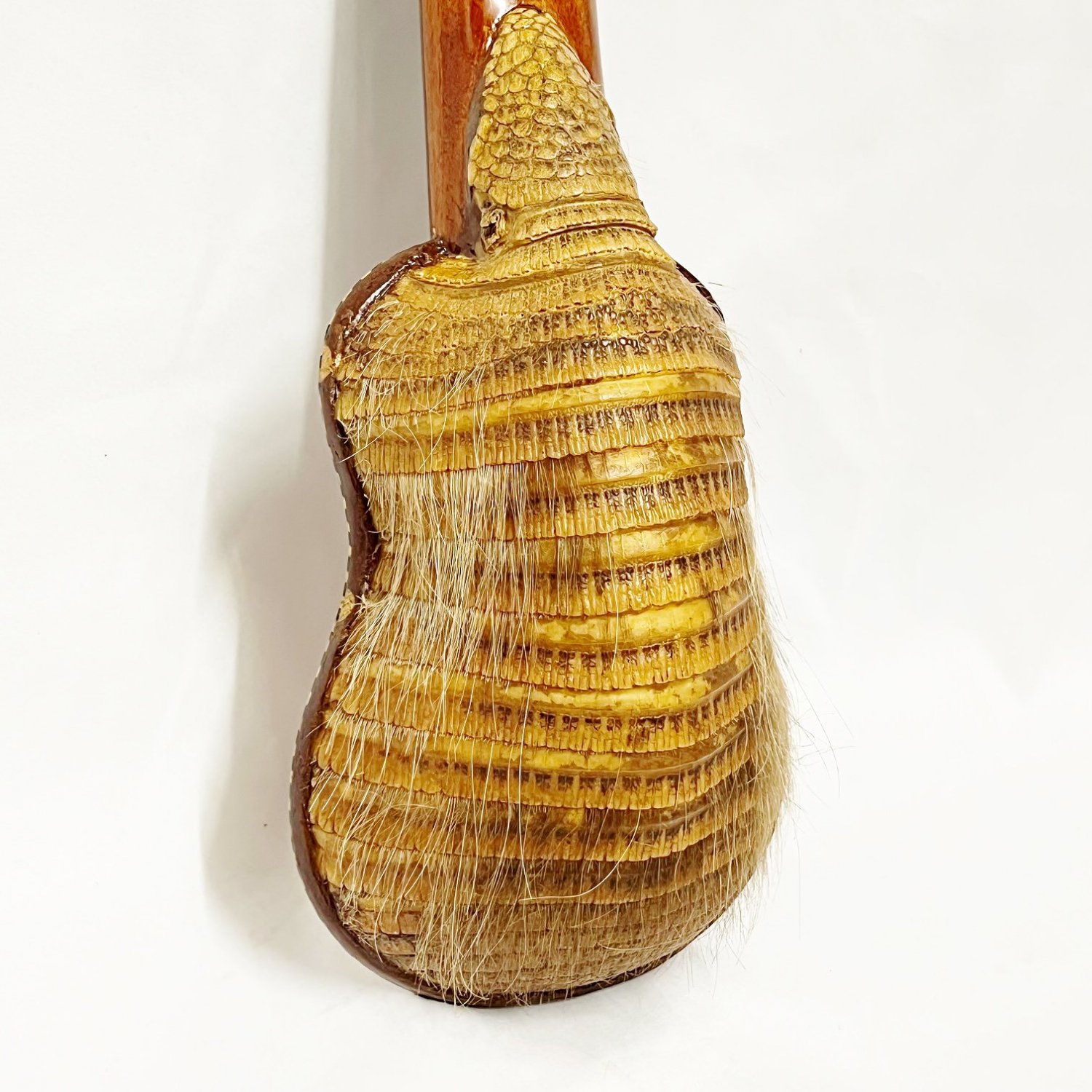 中古美品・委託販売品）チャランゴ Charango Gamboa製 アルマジロボディ ① - ::民族楽器コイズミ::