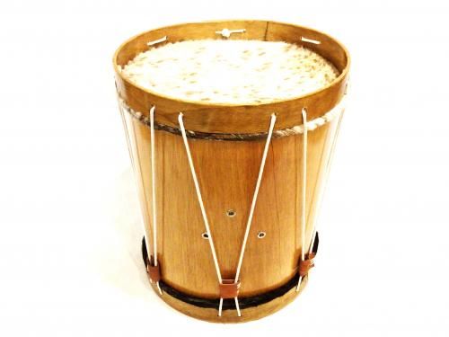 パンデイロ　打楽器　南米民族楽器 ブラジルの打楽器、パンデイロとは??｜マッハブラジル