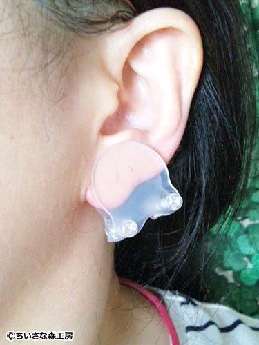 ブローチとイヤリング2点専用ですので押さないで下さい。 sasakihitomi/ピンブローチ2個セット つばめと小枝 -【当店限定