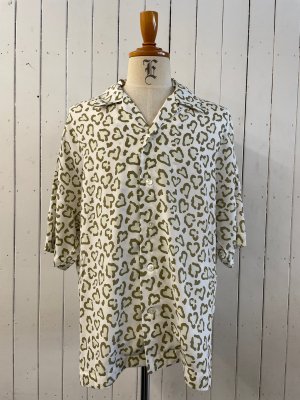 ChahChah HEART LEOPARD CHILL SHIRTS