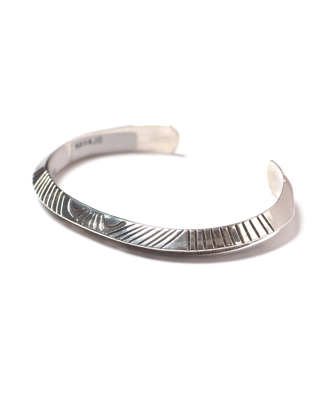 INDIAN JEWELRY】NAVAJO SILVER BANGLE 