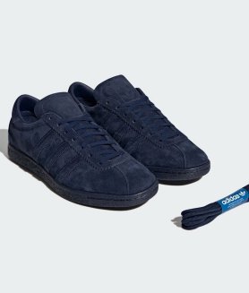 <img class='new_mark_img1' src='https://img.shop-pro.jp/img/new/icons6.gif' style='border:none;display:inline;margin:0px;padding:0px;width:auto;' />ͽաadidas OriginalsJR2743 TOBACCO - NINDIG/NINDIG/NINDIG Х ʥȥǥ