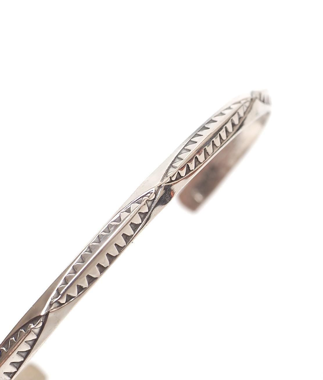 Navajo シルバーバングル 中古・古着通販】Navajo (ナバホ) バングル シルバー｜ブランド