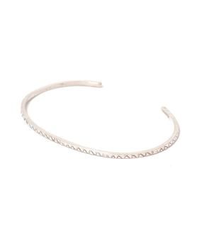 <img class='new_mark_img1' src='https://img.shop-pro.jp/img/new/icons6.gif' style='border:none;display:inline;margin:0px;padding:0px;width:auto;' />INDIAN JEWELRYNAVAJO NARROW BANGLE #G ʥХ² СХ󥰥 ʥ 1.5mm