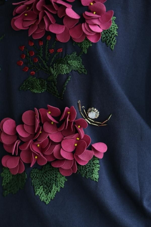 MUVEIL(ミュベール) あじさい刺繍Tシャツ【MA62UTS001】navy