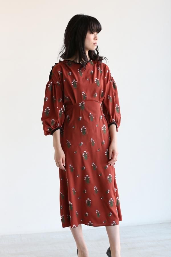 Pedicel Embroidery Puff Sleeve Dress - YAMAROKU（ヤマロク） オンラインストア