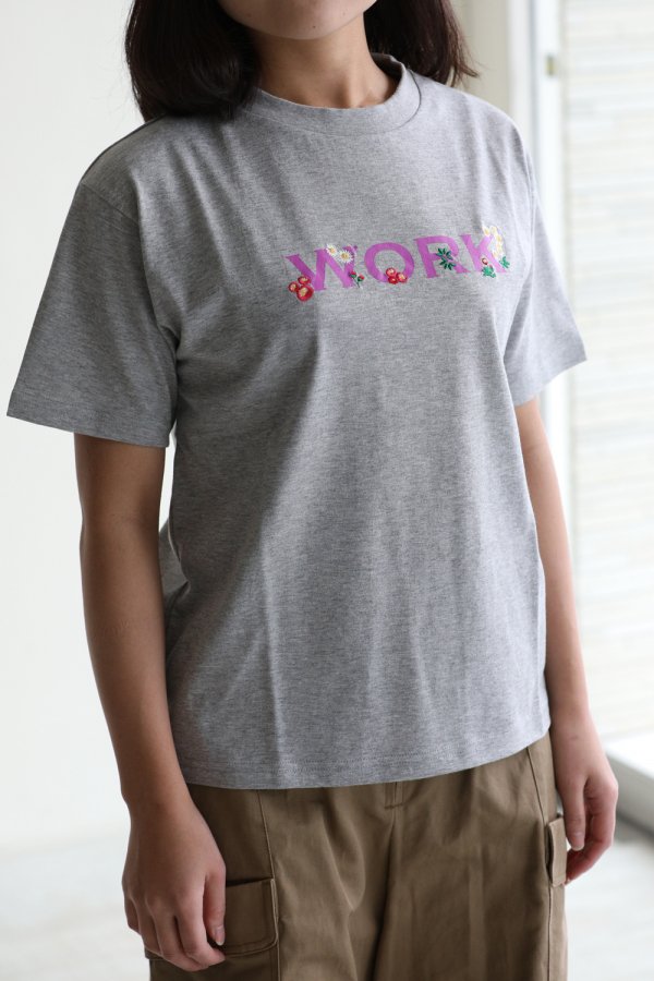 MUVEIL WORK(ミュベールワーク) WORKプリントTシャツ gray - YAMAROKU 