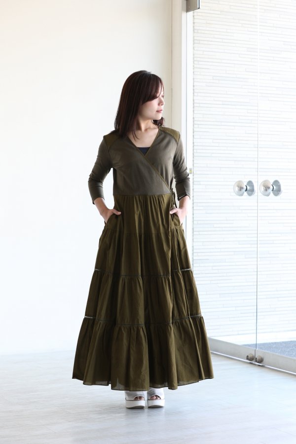 BORDERS at BALCONY(ボーダーズアットバルコニー) BALLERINA MAXI DRESS KHAKI -  YAMAROKU（ヤマロク） オンラインストア