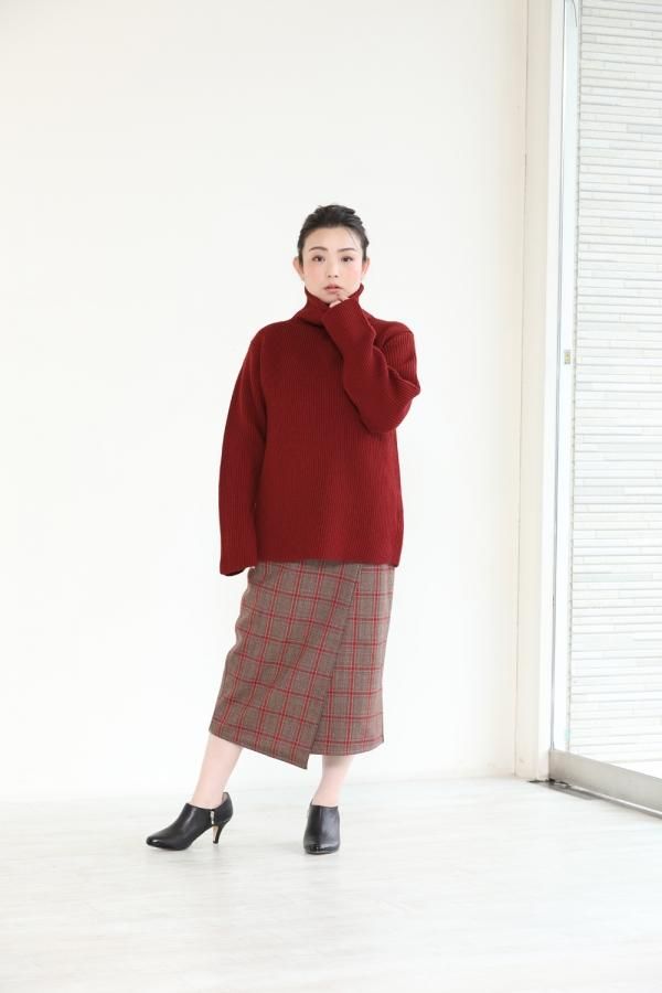 unfil(アンフィル) bluefaced leicester bottle neck sweater dark red 