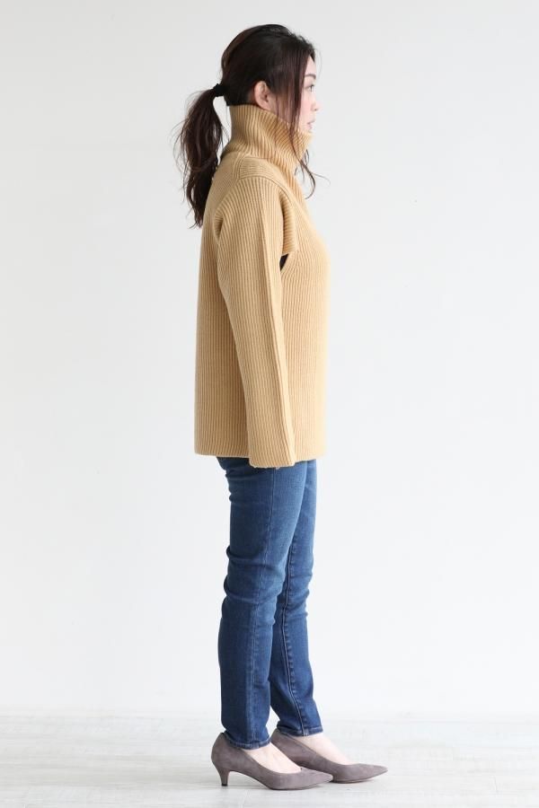 unfil(アンフィル) bluefaced leicester bottle neck sweater wheat 