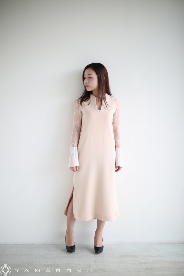 Mame Kurogouchi(マメ) Embroidery Cuffs Lace Sleeves Dress 