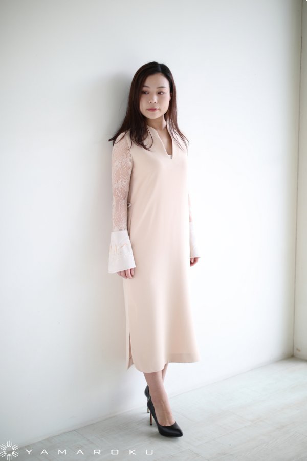 Mame Kurogouchi(マメ) Embroidery Cuffs Lace Sleeves Dress