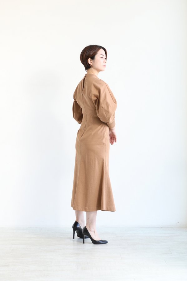 Mame Kurogouchi(マメ) Classic Cotton Dress BROWN - YAMAROKU ...