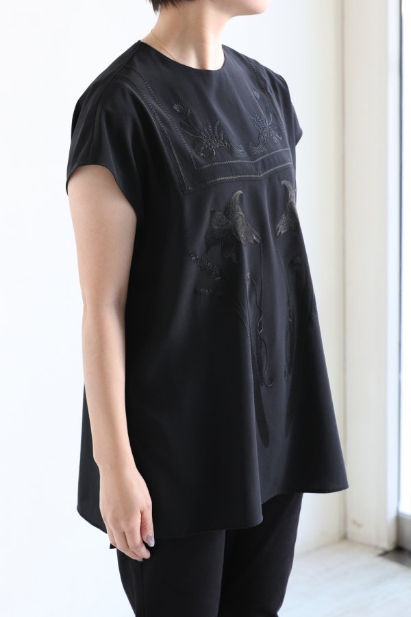 Breathable Seersucker Woven French Sleeve Tunic