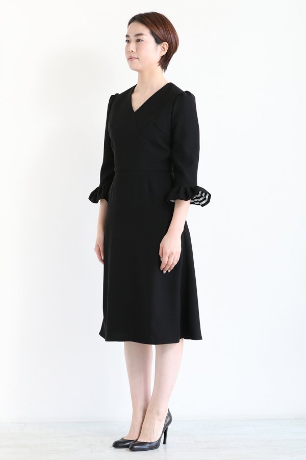 BORDERS at BALCONY(ボーダーズアットバルコニー) V-NECK DRESS