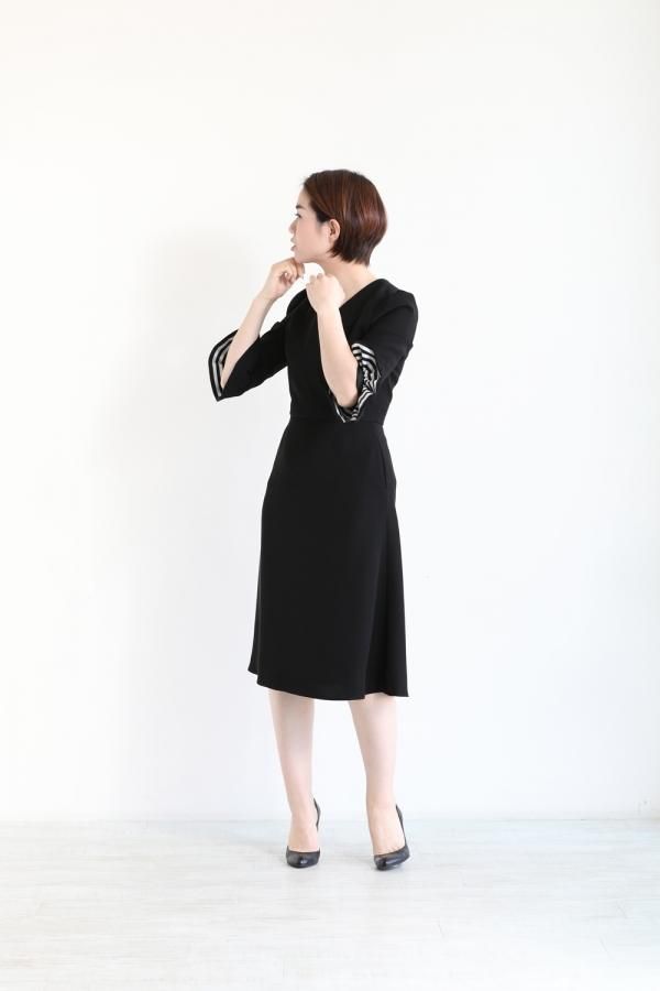 BORDERS at BALCONY(ボーダーズアットバルコニー) V-NECK DRESS