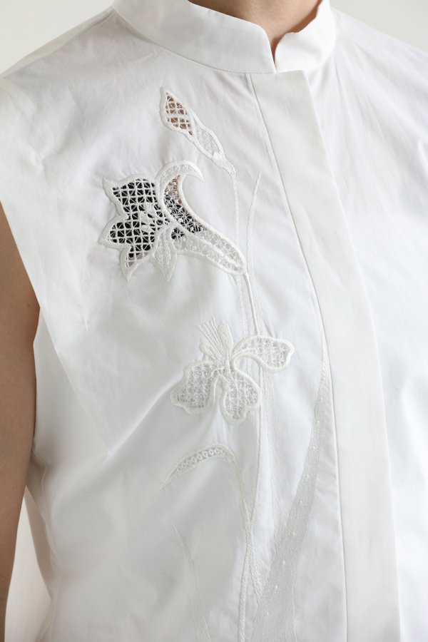 Mame Kurogouchi(マメ) Botanical Embroidery Sleeveless Shirt WHITE ...